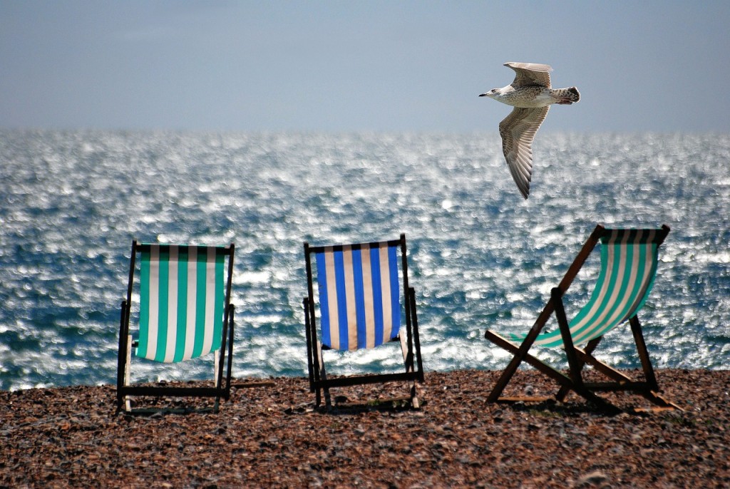 deckchairs-355596_1280_0.jpg